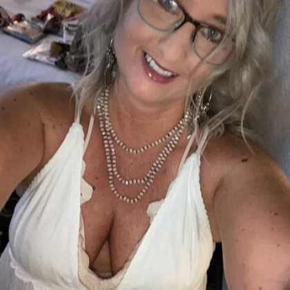 @reynolds.daphne_16574